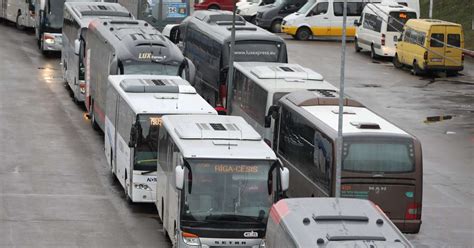 starppilsētu autobusu kurss.